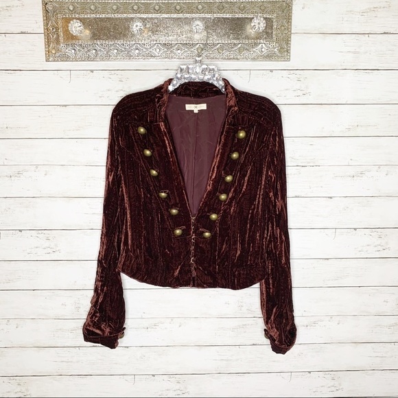 Revolve Nightcap Sgt. Breasted Maroon Velvet Blazer - Picture 5 of 14